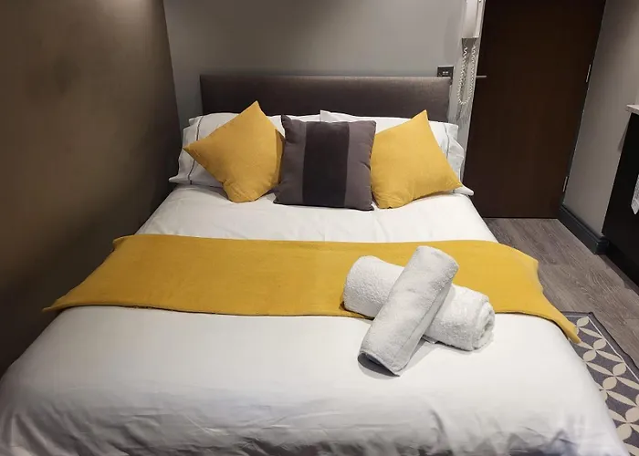 Tren-D Luxe Studio Apartment Room 2 - Contractors, Relocators, Profesionals, Nhs Staff Welcome